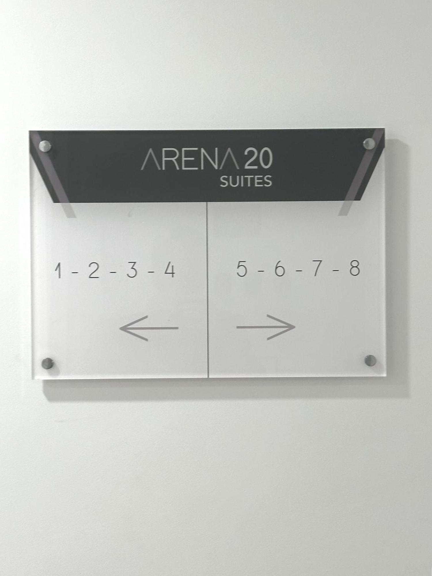 Appartement Arena 20 *