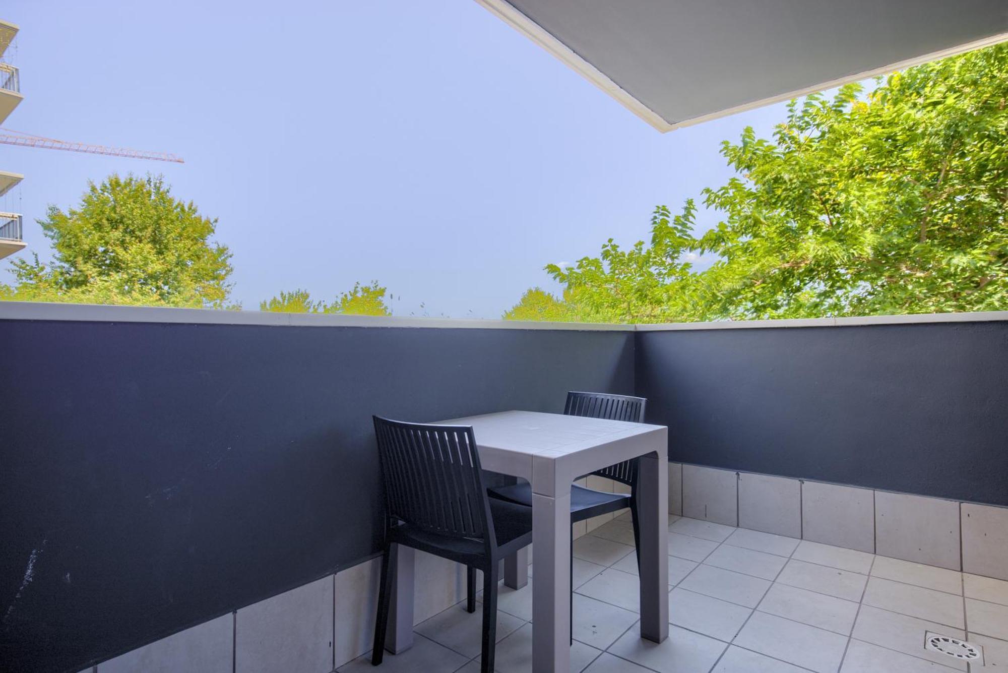 Appartement Arena 20 *
